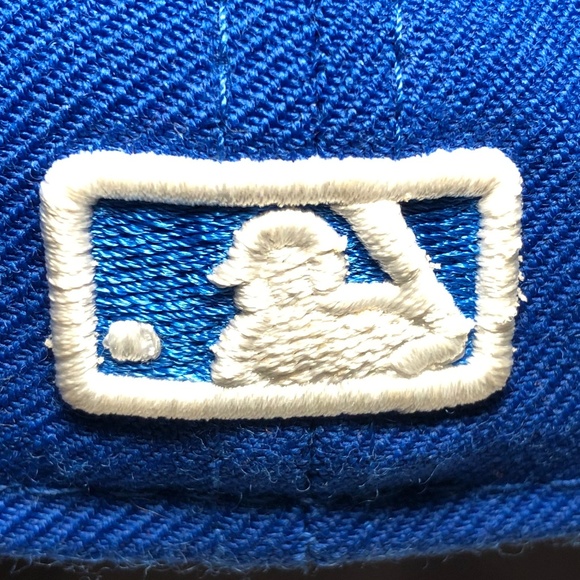 OFFICIAL MILLWAUKEE BREWERS FITTED 1978-1993 LOGO - Picture 3 of 8